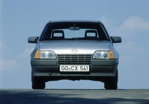 Opel Kadett GL 3-Door 1984 года